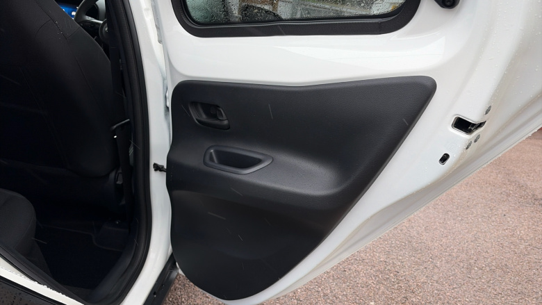 Toyota Aygo X 1.0 VVT-i Edge 5dr Petrol Hatchback